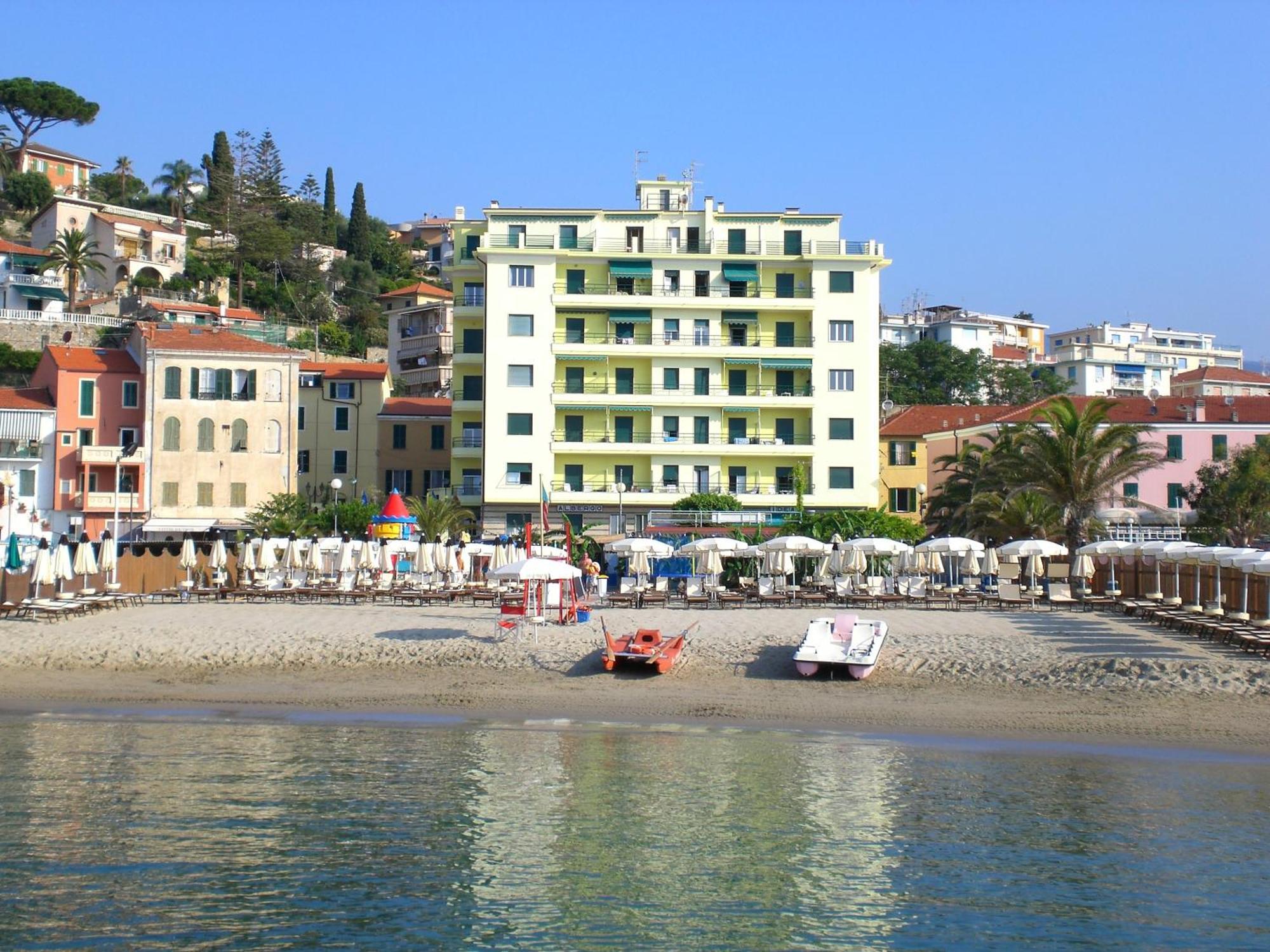 Hotel Ideal Arma di Taggia Exterior photo
