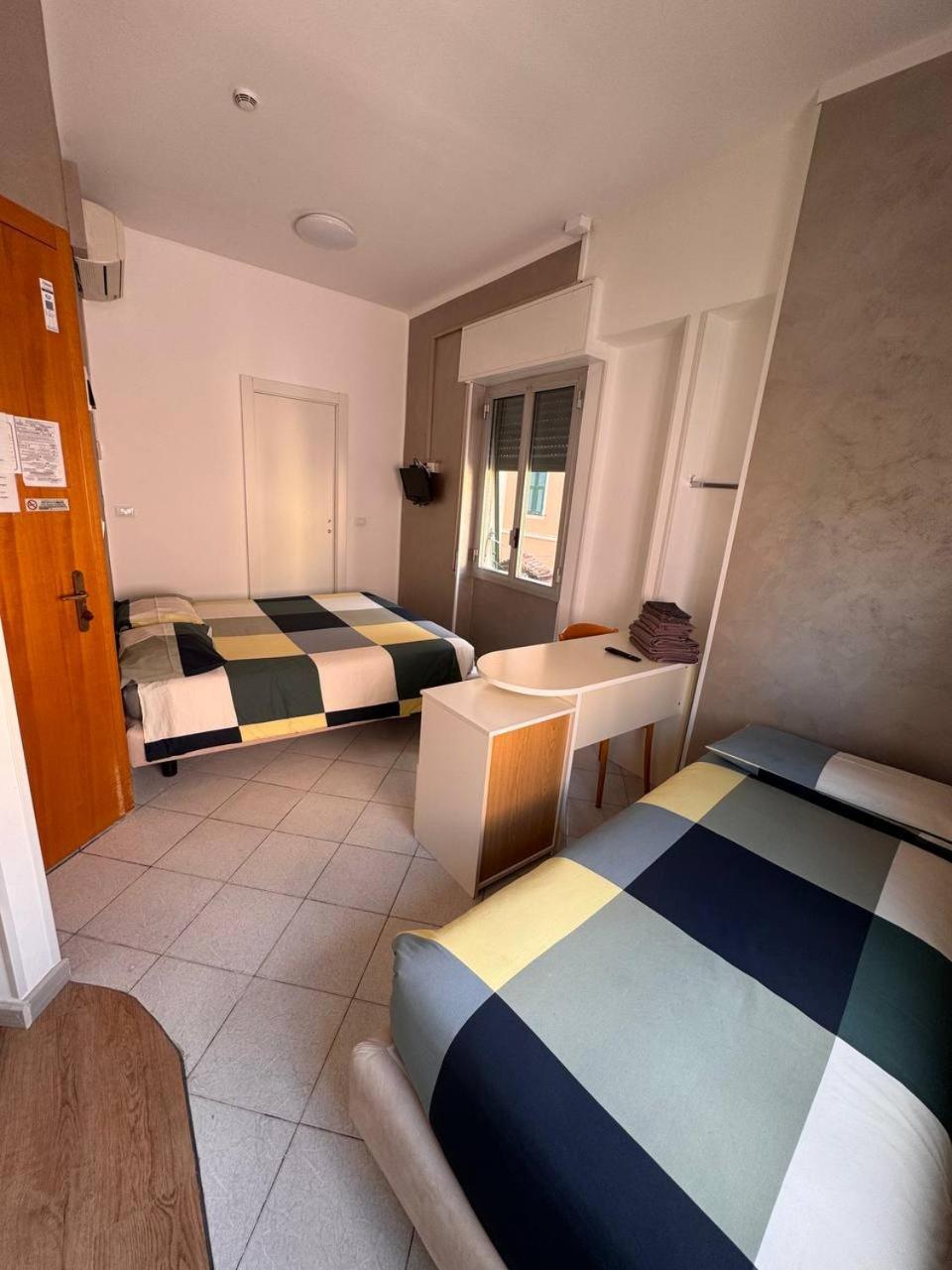 Hotel Ideal Arma di Taggia Exterior photo